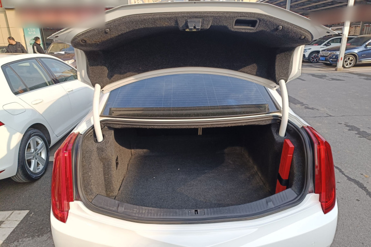 凯迪拉克XTS 2017款 28T 技术型机舱底盘23