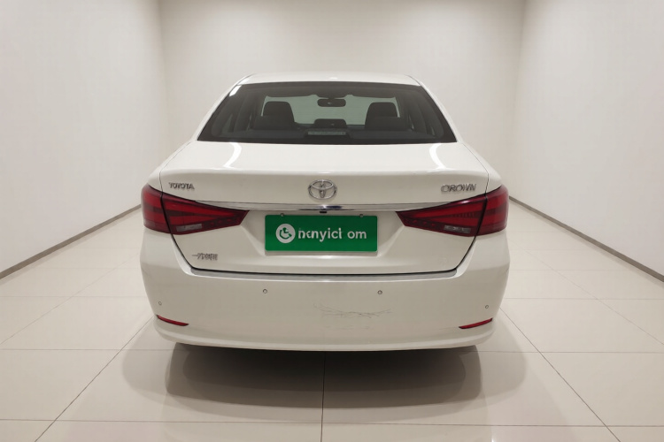 丰田 皇冠 2015款 2.5L 智享版车身外观6