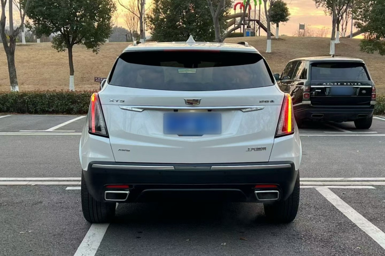 凯迪拉克XT5 2022款 2.0T 四驱尊贵型车身外观6003
