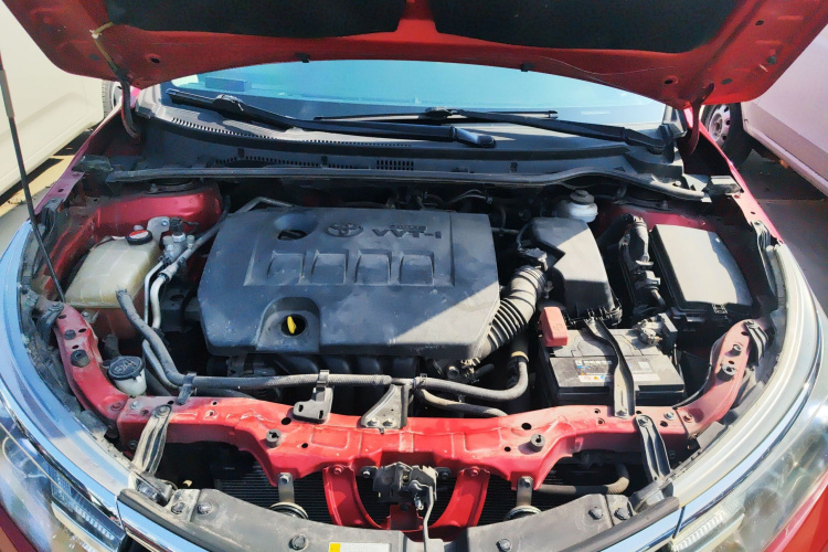 丰田 卡罗拉 2014款 1.6L CVT GL机舱底盘24