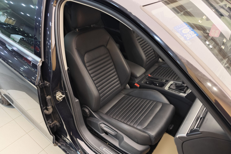 大众 迈腾 2019款 280TSI DSG 舒适型 国VI局部细节41