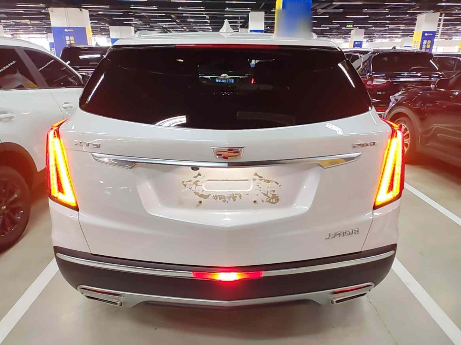 凯迪拉克XT5 2023款 2.0T 两驱风尚型(3)