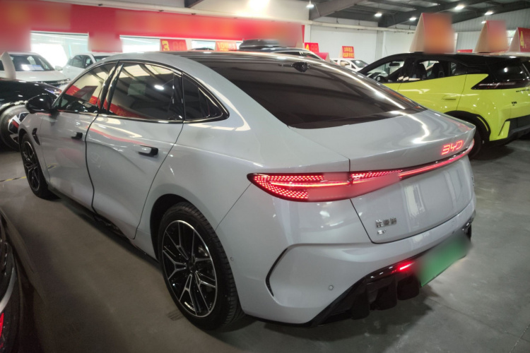 比亚迪 海豹 2025款 650智驾版车身外观6003