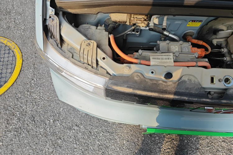 五菱汽车 宏光MINIEV 2020款 自在款 磷酸铁锂局部细节9006