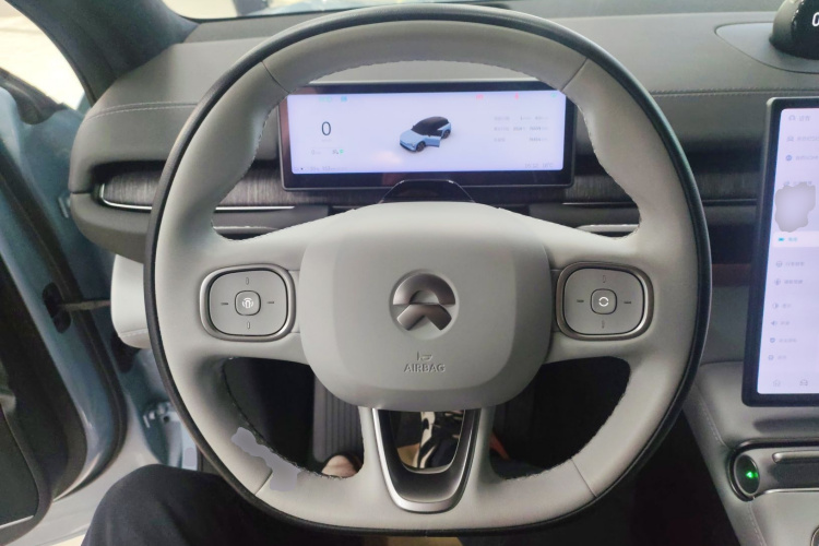 蔚来ES6 2023款 75kWh中控内饰13