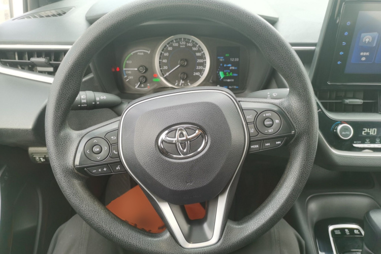 丰田 雷凌 2022款 双擎 1.8H E-CVT领先版局部细节13