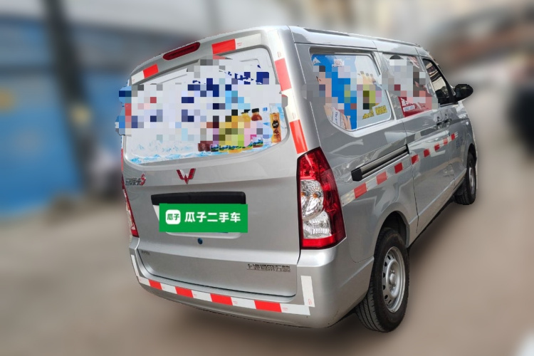 五菱汽车 五菱荣光S 2023款 1.5L 基本型封窗车 2座车身外观7