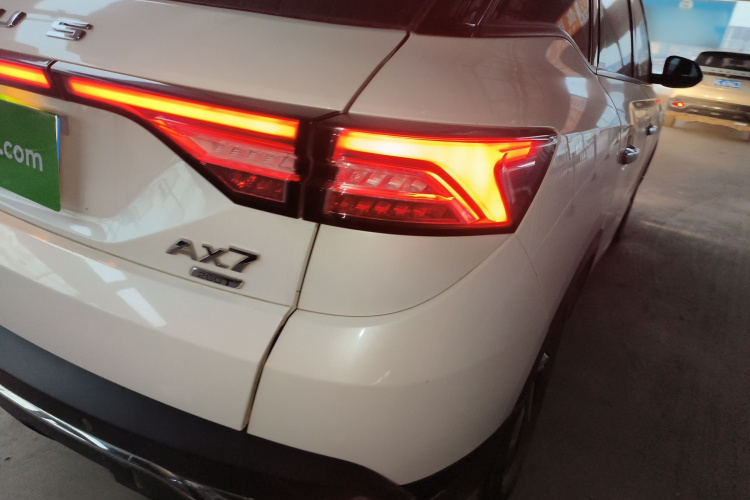 东风风神AX7 2019款 1.6T 自动AI先锋型 国V车身外观6006