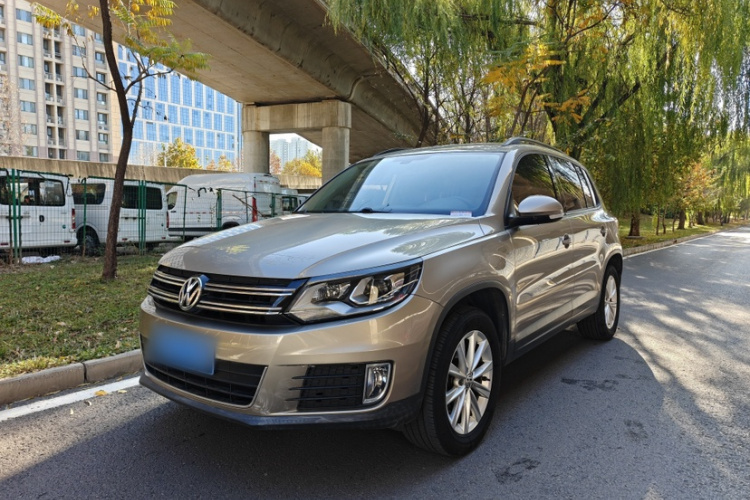 大众 途观 2015款 1.8TSI 自动两驱舒适版车身外观6004