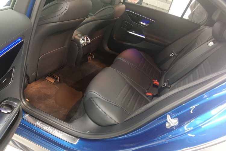 奔驰C级 2023款 改款二 C 260 L 运动版中控内饰21