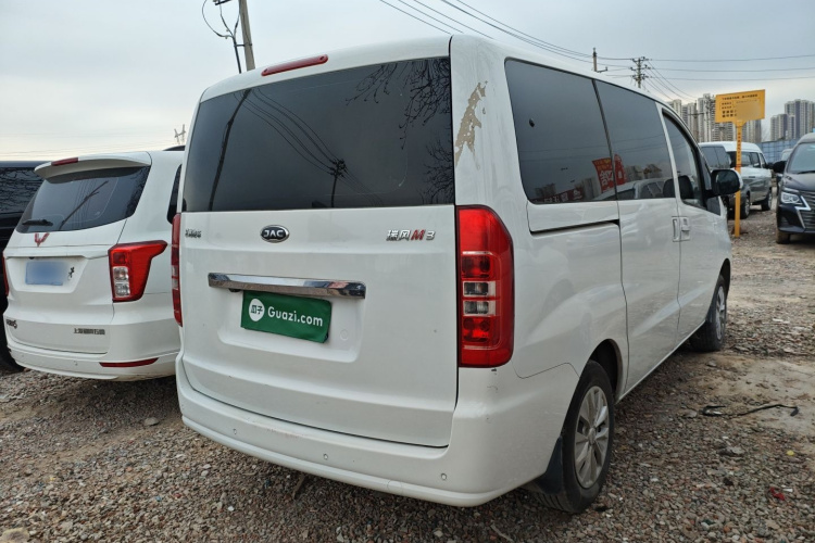 江淮瑞风 瑞风M3 2023款 1.8L 7/8座智联版车身外观7