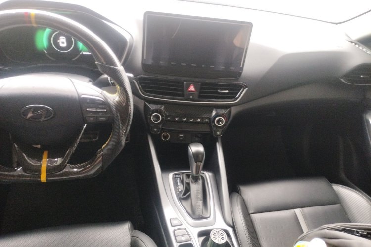 现代 菲斯塔 2019款 280TGDi 运动版 国VI局部细节16