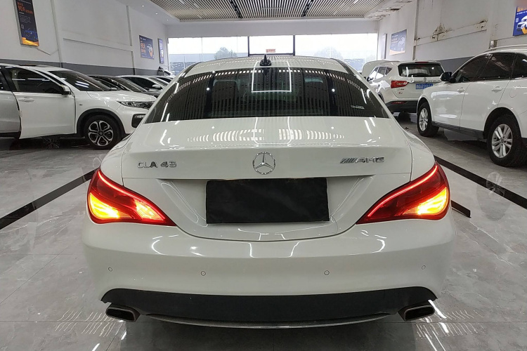 奔驰CLA 2016款 CLA 200 动感型车身外观6