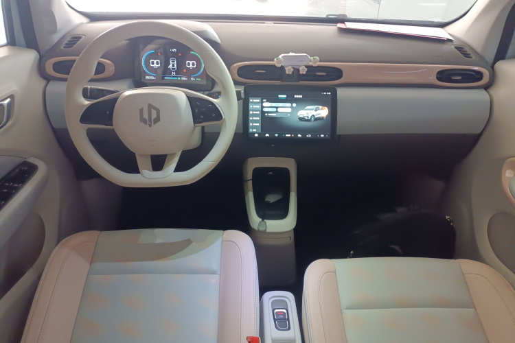 零跑汽车 零跑T03 2023款 310轻享版中控内饰7002