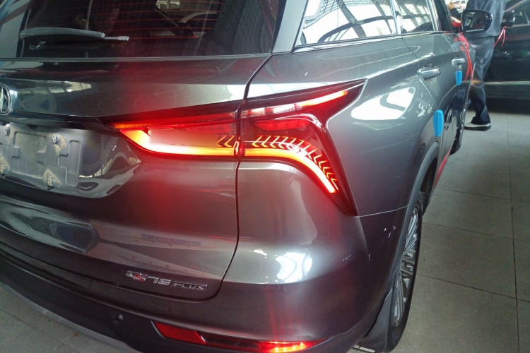 长安CS75 PLUS 2021款 1.5T 自动豪华型车身外观6006