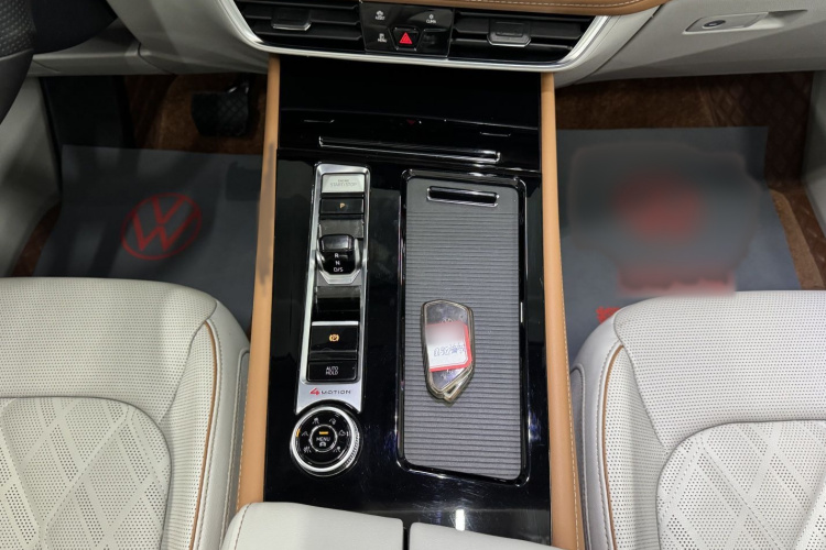 大众 途昂 2022款 530 V6 四驱尊崇旗舰版中控内饰7009