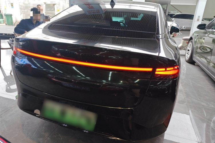 小鹏P5 2022款 550P车身外观6004