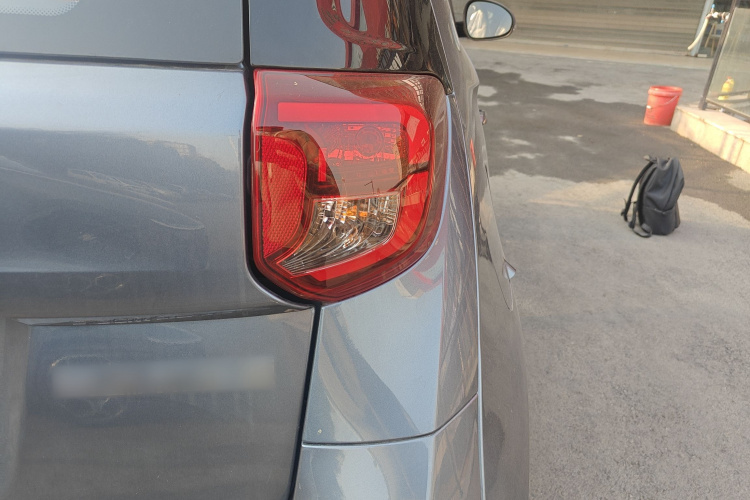 奇瑞 小蚂蚁 2024款 青春版 321km 钟爱版 29.23kWh车身外观6006