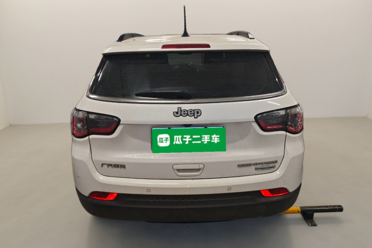 Jeep 指南者 2019款 200TS 自动优享-互联大屏版车身外观6