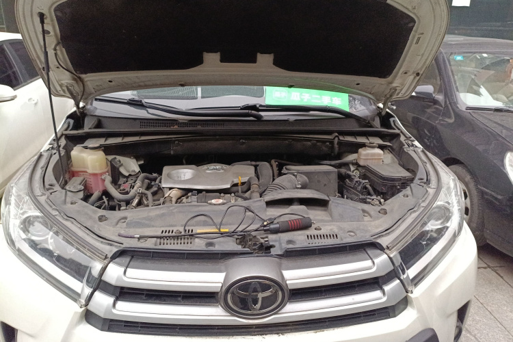 丰田 汉兰达 2018款 2.0T 四驱豪华版 7座 国V局部细节24