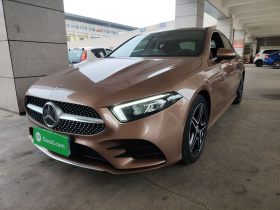 奔驰A级 2019款 改款 A 200 L 运动轿车