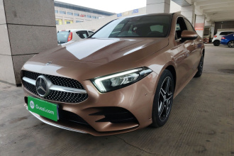 奔驰A级 2019款 改款 A 200 L 运动轿车
