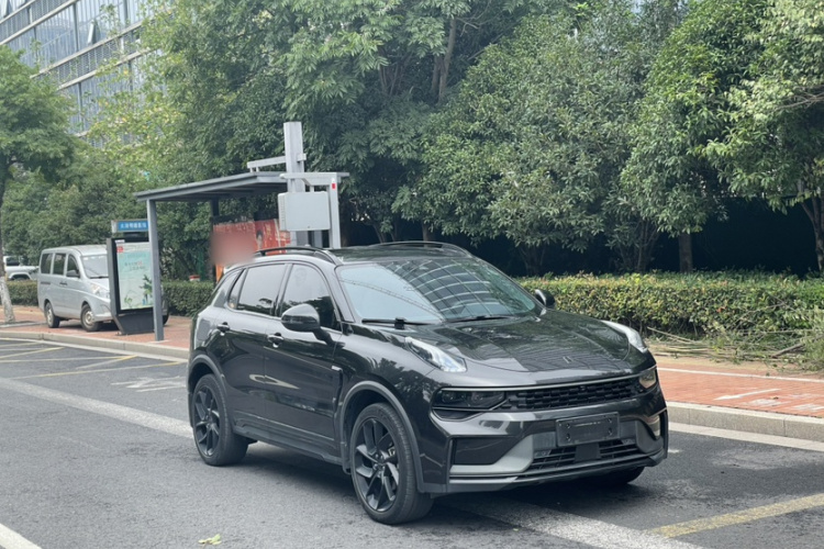 领克01 2021款 2.0TD 四驱暗夜版车身外观6002