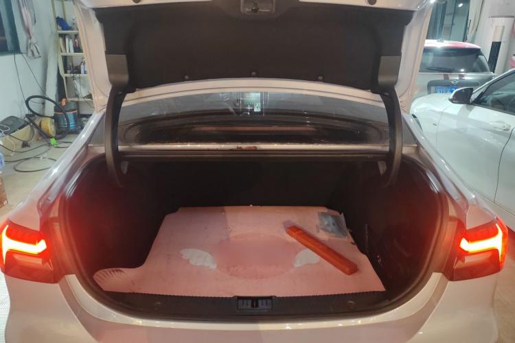 飞凡汽车 飞凡ER6 2021款 新动版 620km 智享版局部细节23