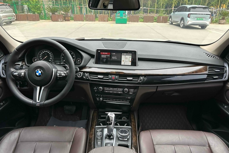 宝马X5(进口) 2014款 xDrive35i 典雅型车身外观6008