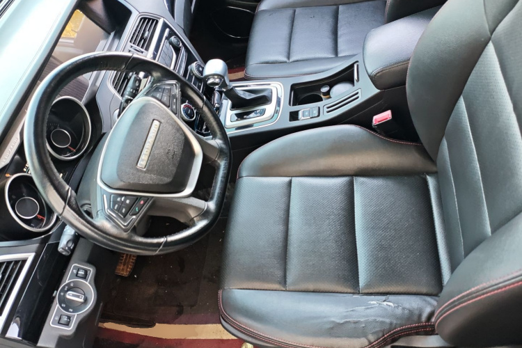 猎豹汽车 猎豹CS10 2017款 2.0T 自动都市型中控内饰20