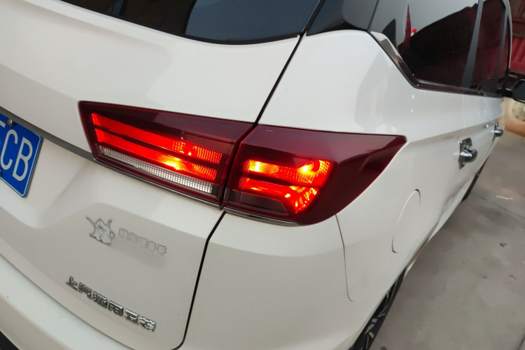 宝骏360 2018款 1.5L 自动豪华型 国V车身外观6001