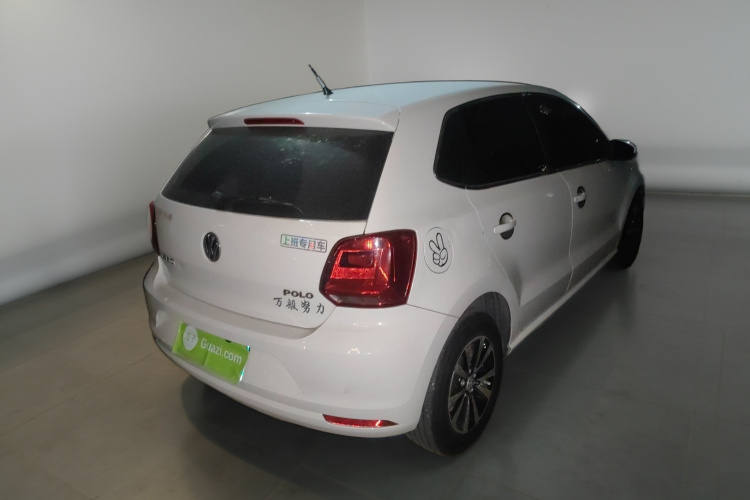 大众 Polo 2014款 1.4L 手动风尚版车身外观7