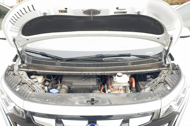 腾势D9 2022款 DM-i 970 四驱旗舰型局部细节24