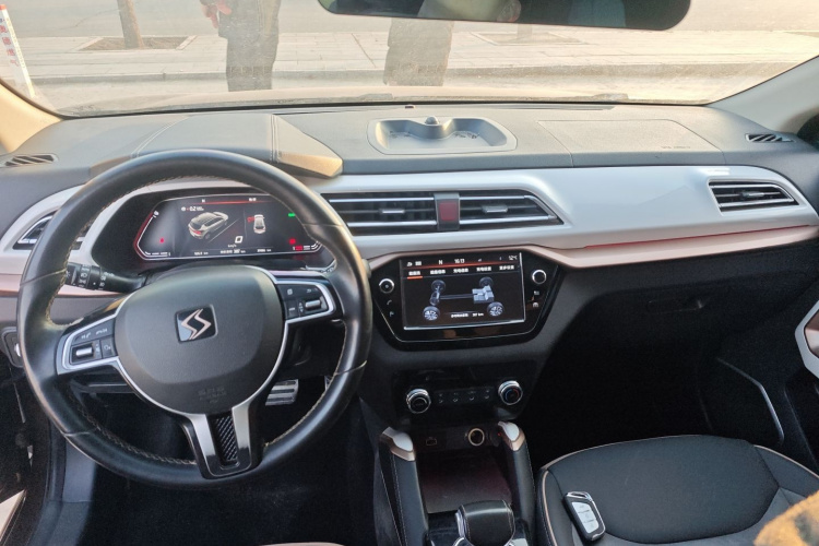 思皓E20X 2020款 不凡版中控内饰7002