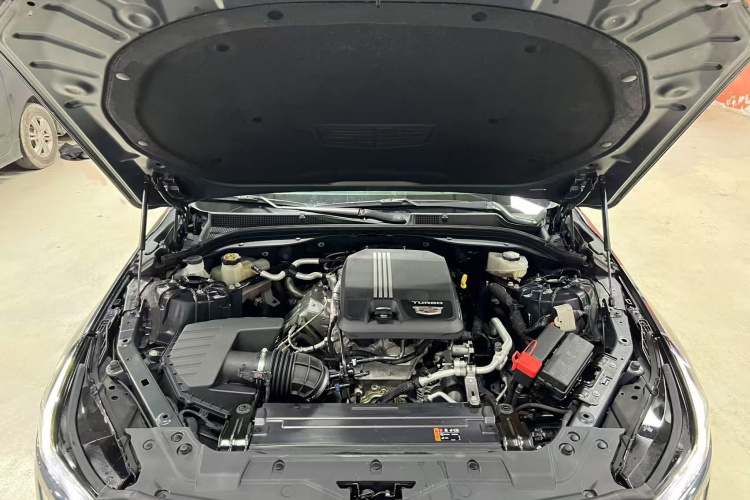 凯迪拉克CT5 2020款 改款 28T 豪华型机舱底盘24