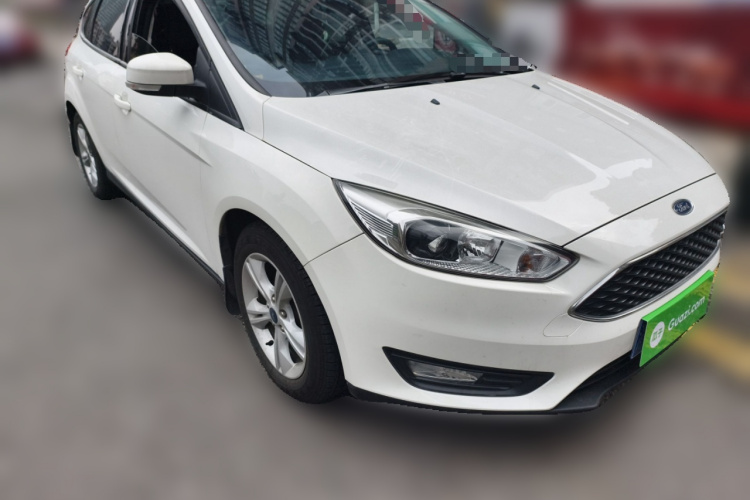 福特 福克斯 2017款 两厢 1.6L 手动舒适型智行版车身外观6002