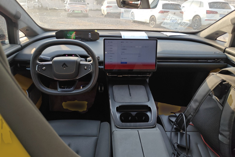 昊铂GT 2023款 710后驱超充Max版中控内饰12