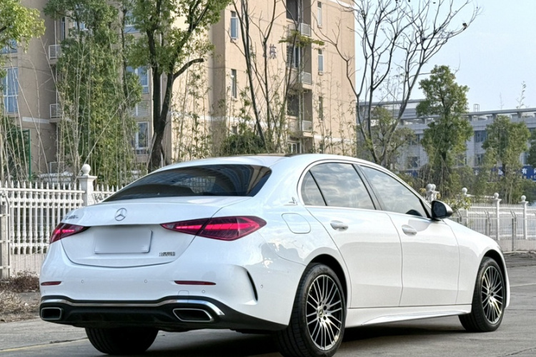 奔驰C级 2023款 C 260 L 运动版车身外观6005
