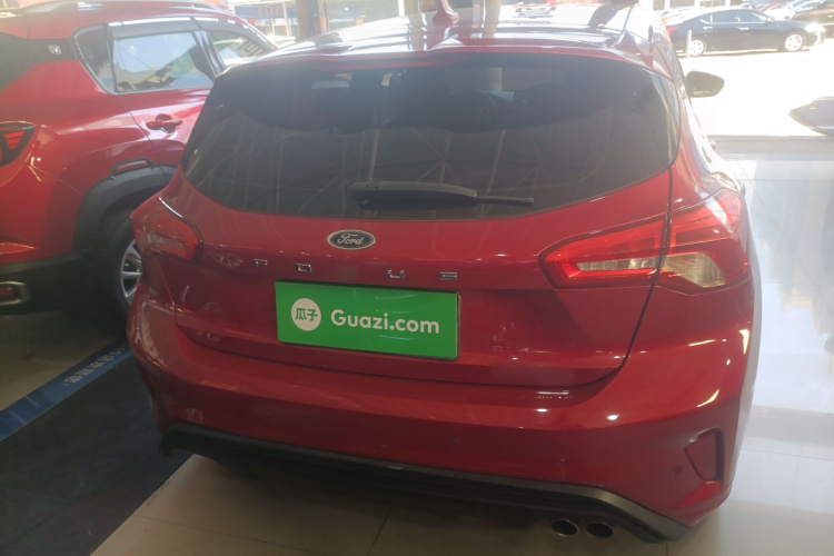 福特 福克斯 2020款 两厢 1.5L 自动锋跃型车身外观6004