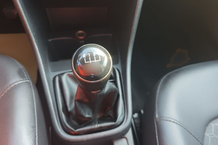 大众 桑塔纳 2015款 1.6L 手动舒适版局部细节18