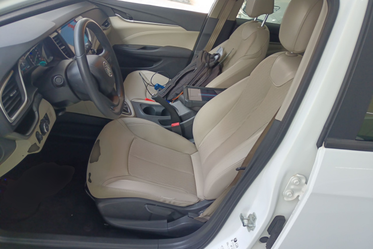 别克 英朗 2016款 15N 自动精英型局部细节19