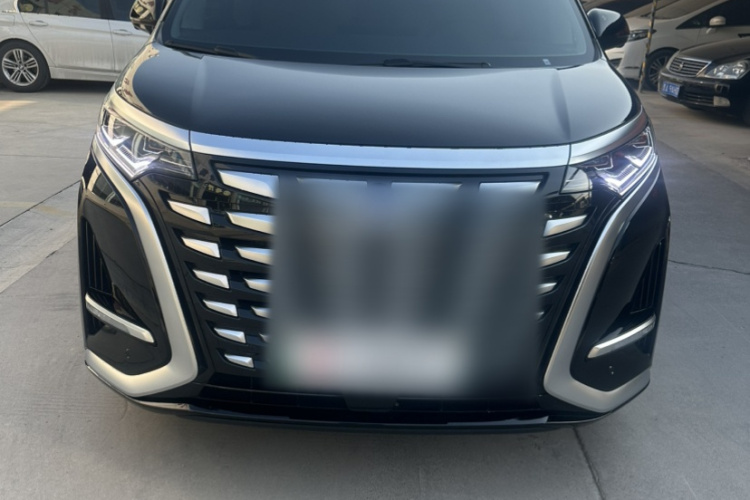 腾势D9 2024款 DM-i 980 四驱尊贵型车身外观6004