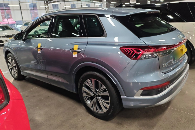 奥迪Q4 e-tron 2024款 40 e-tron 创行版车身外观6003