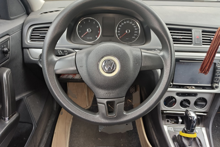 大众 朗行 2013款 1.4TSI 自动舒适型局部细节13