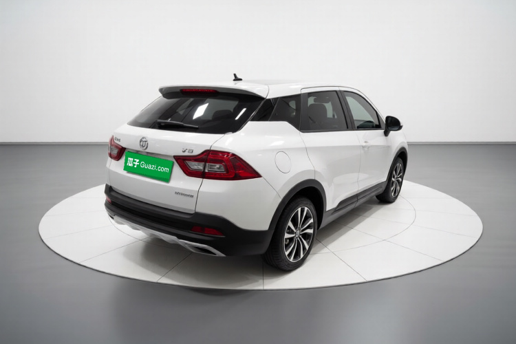 中华V3 2017款 1.5L 自动智能型车身外观7