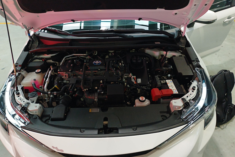 丰田 雷凌 2022款 双擎 1.8H E-CVT豪华版局部细节24