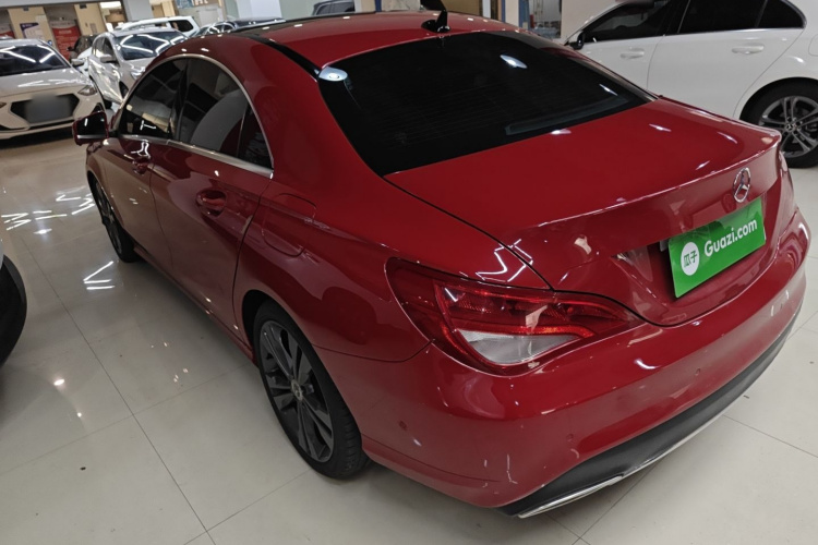 奔驰CLA 2017款 改款 CLA 200 动感型车身外观4