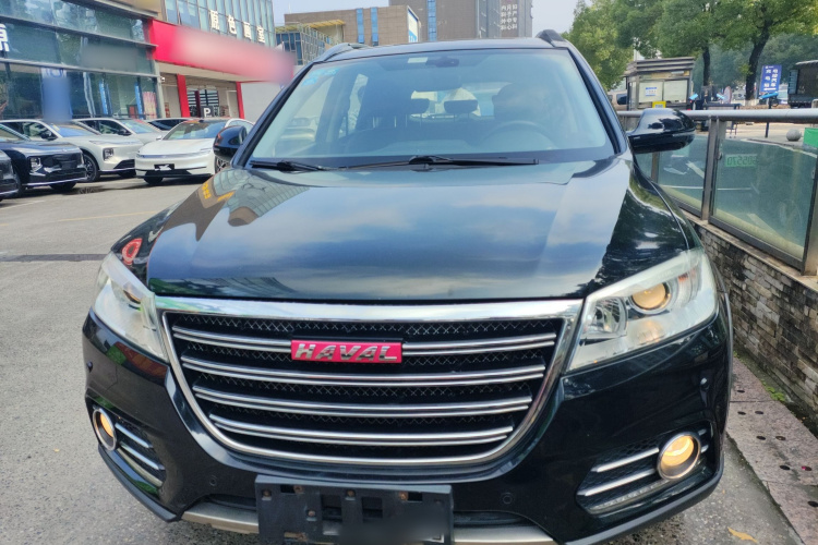 哈弗H6 2014款 运动版 1.5T 手动两驱精英型车身外观2