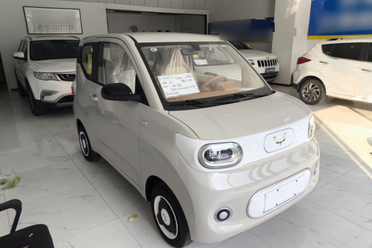 五菱汽车 宏光MINIEV 2024款 第三代 215km 青春版车身外观6002