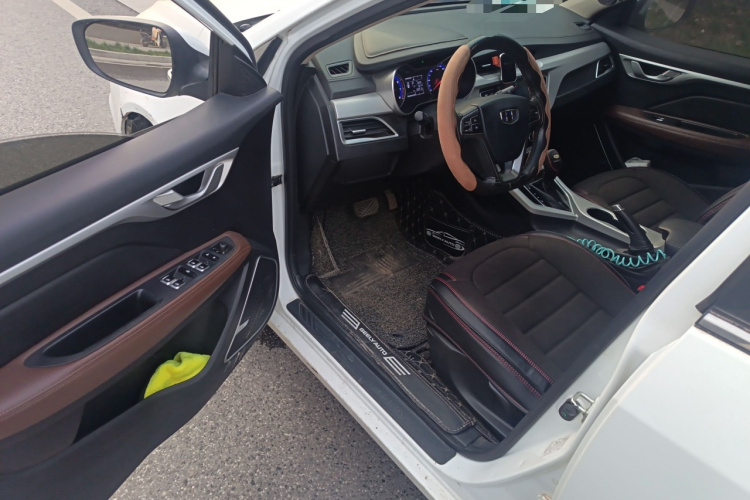 吉利汽车 远景 2018款 1.5L 自动尊贵型中控内饰20